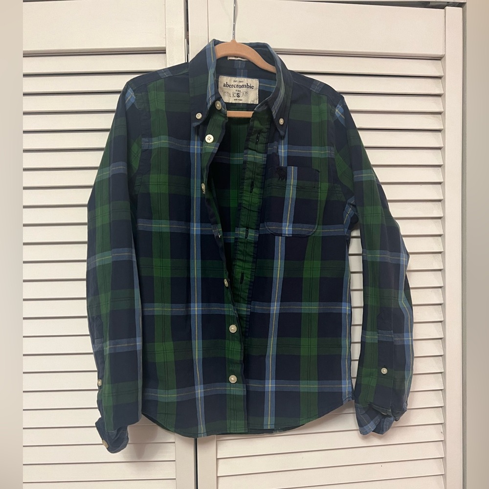 Abercrombie kids shirt